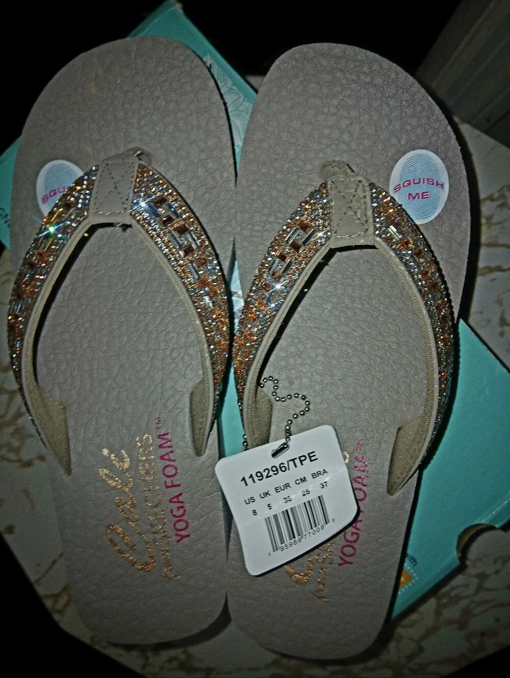 NWT Women's Vega Cali Sketchers Wedges.